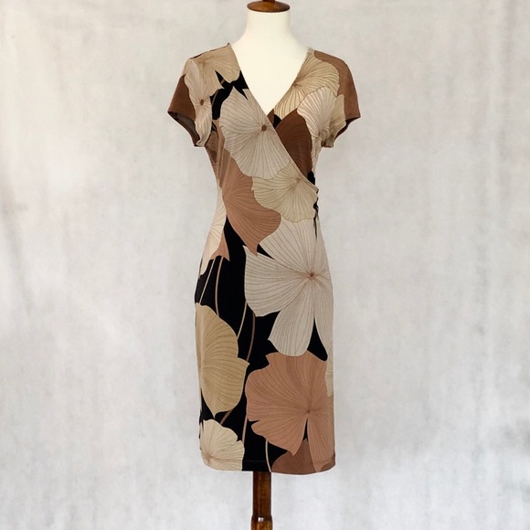 BCBG Dresses & Skirts - BCBG Jersey Knit Pattern Faux Wrap Dress